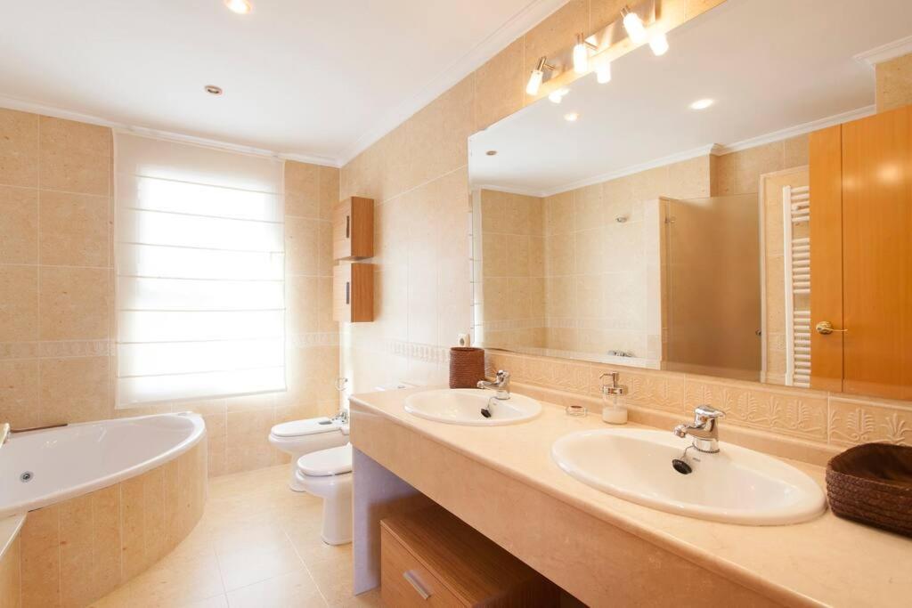 Vila Casa En Valencia, Cerca De Golf, Playas, Moto Gp Exteriér fotografie